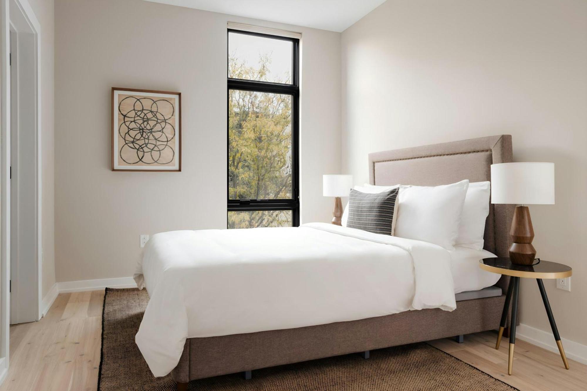 Sonder By Marriott Bonvoy The Edison Apartments Old City Apartahotel *