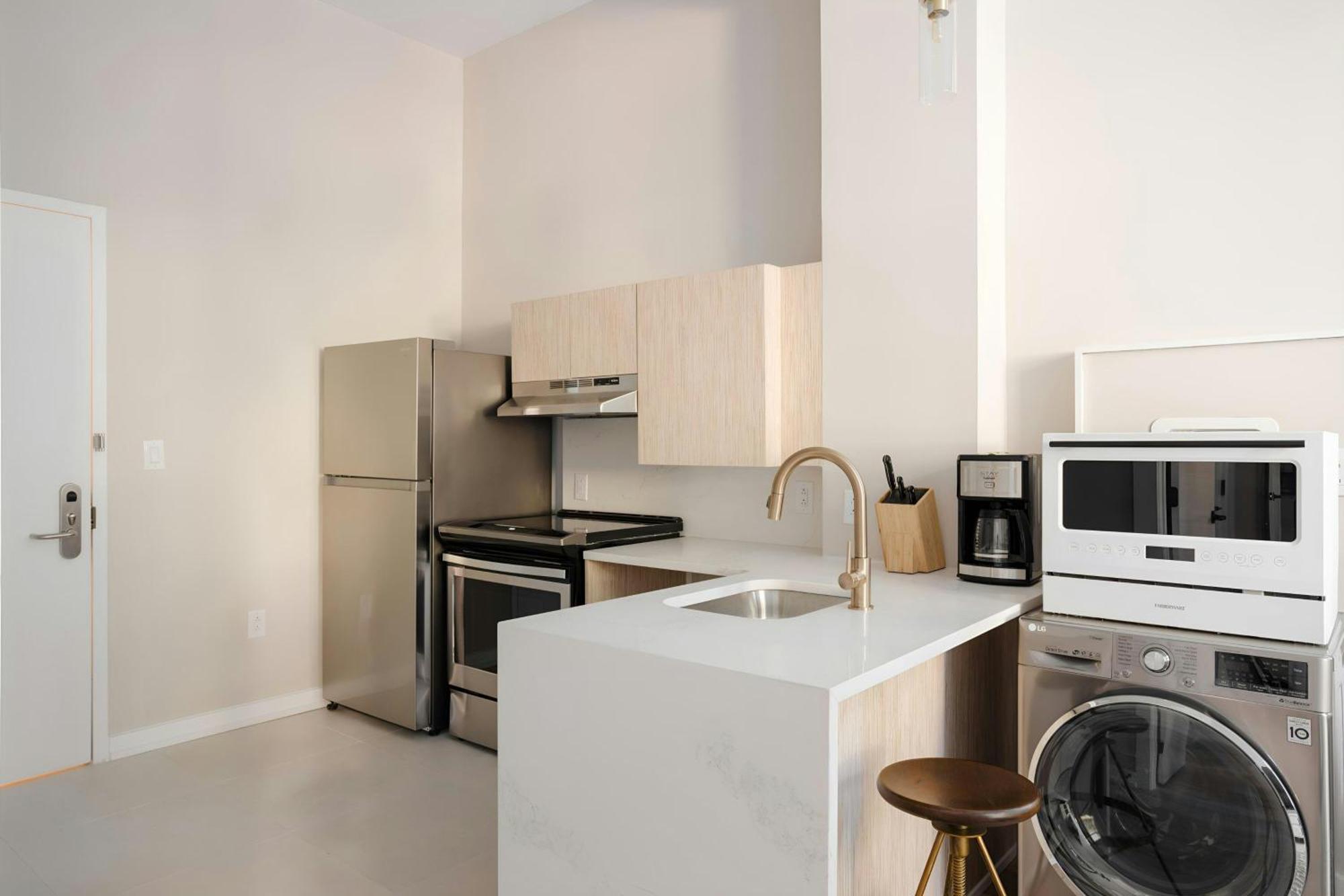 Sonder By Marriott Bonvoy The Edison Apartments Old City