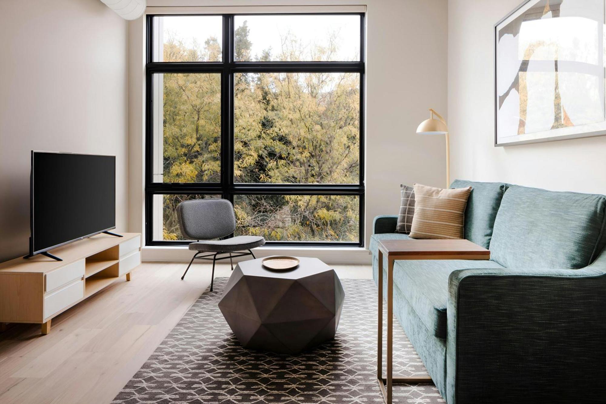 Sonder By Marriott Bonvoy The Edison Apartments Old City Apartahotel *